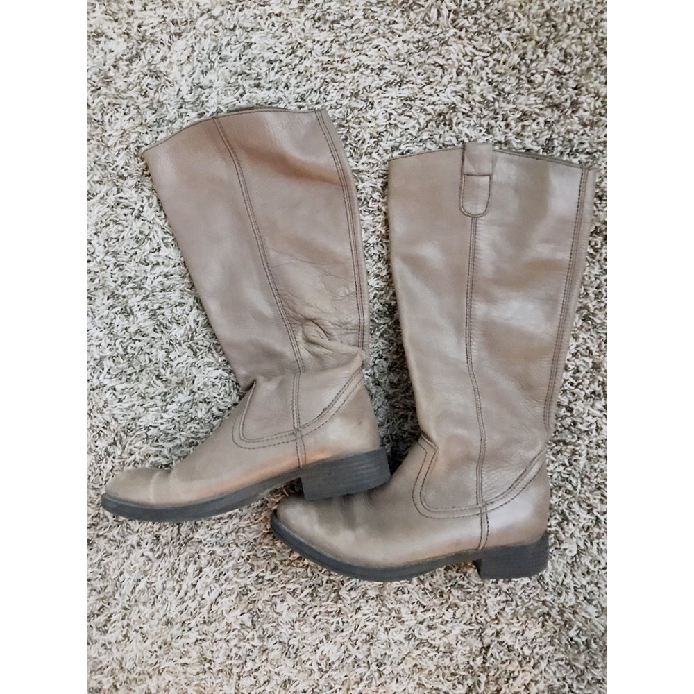 Leather boots